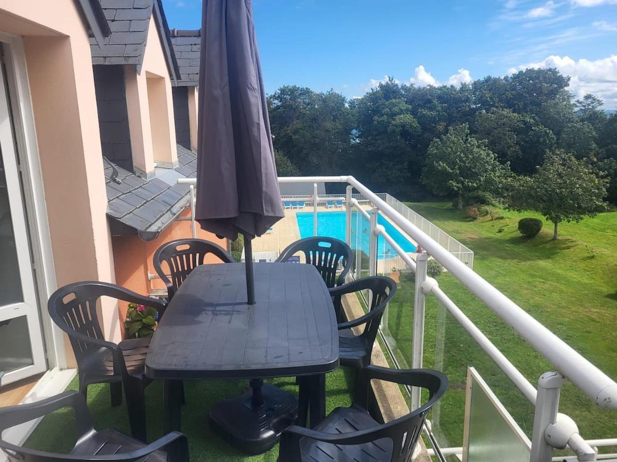 Appartement Dans Une Residence Avec Piscines Carantec Exterior photo